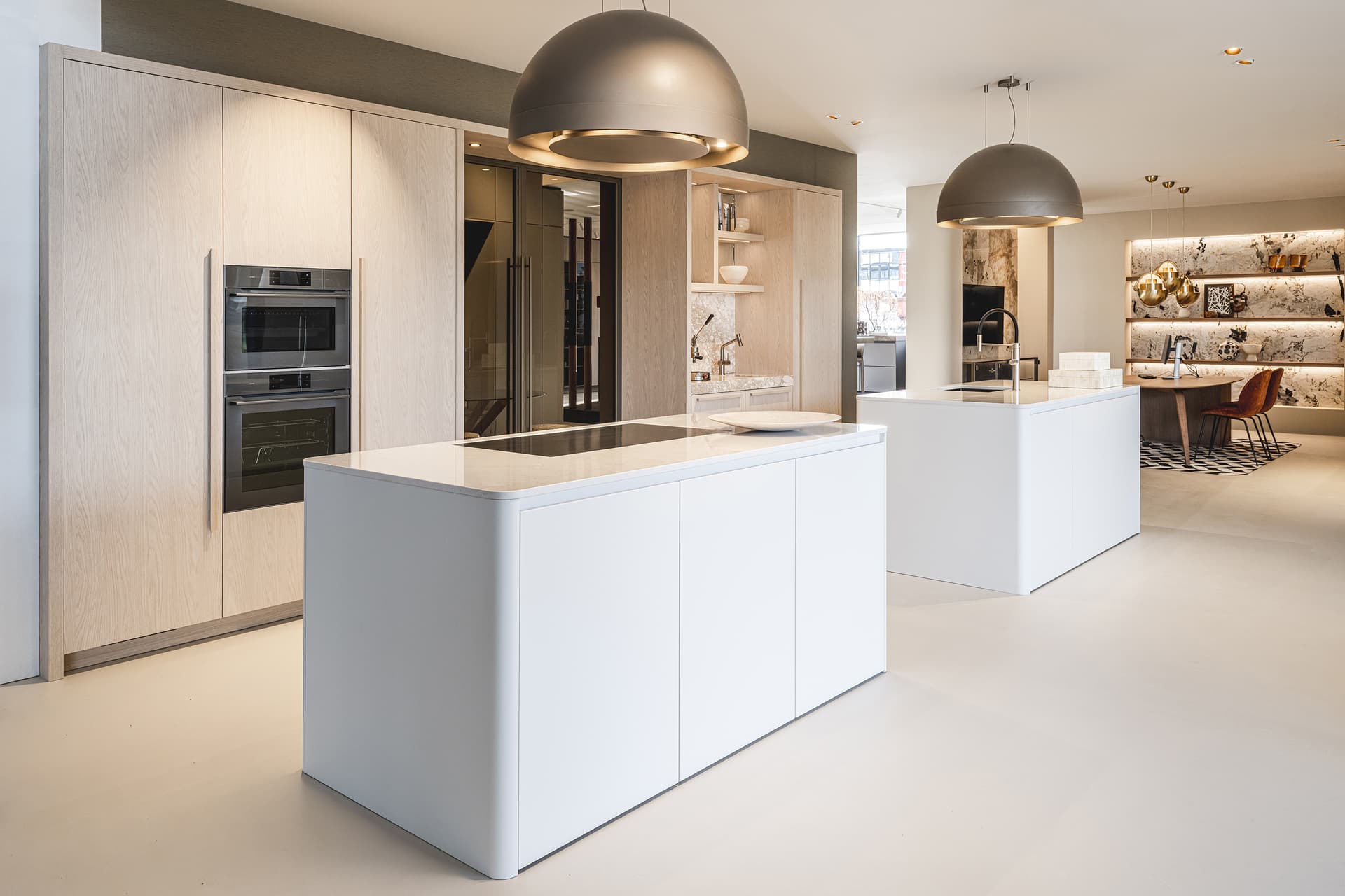 _DSF8343.jpg Luxe keuken met twee eilanden